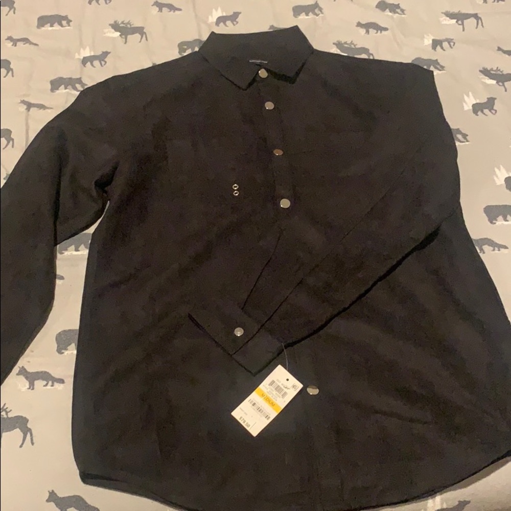 Men’s medium button up shirt